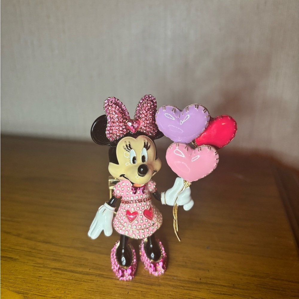 🩷💜✨BaubleBar Minnie Mouse Pink and Purple Heart Doll